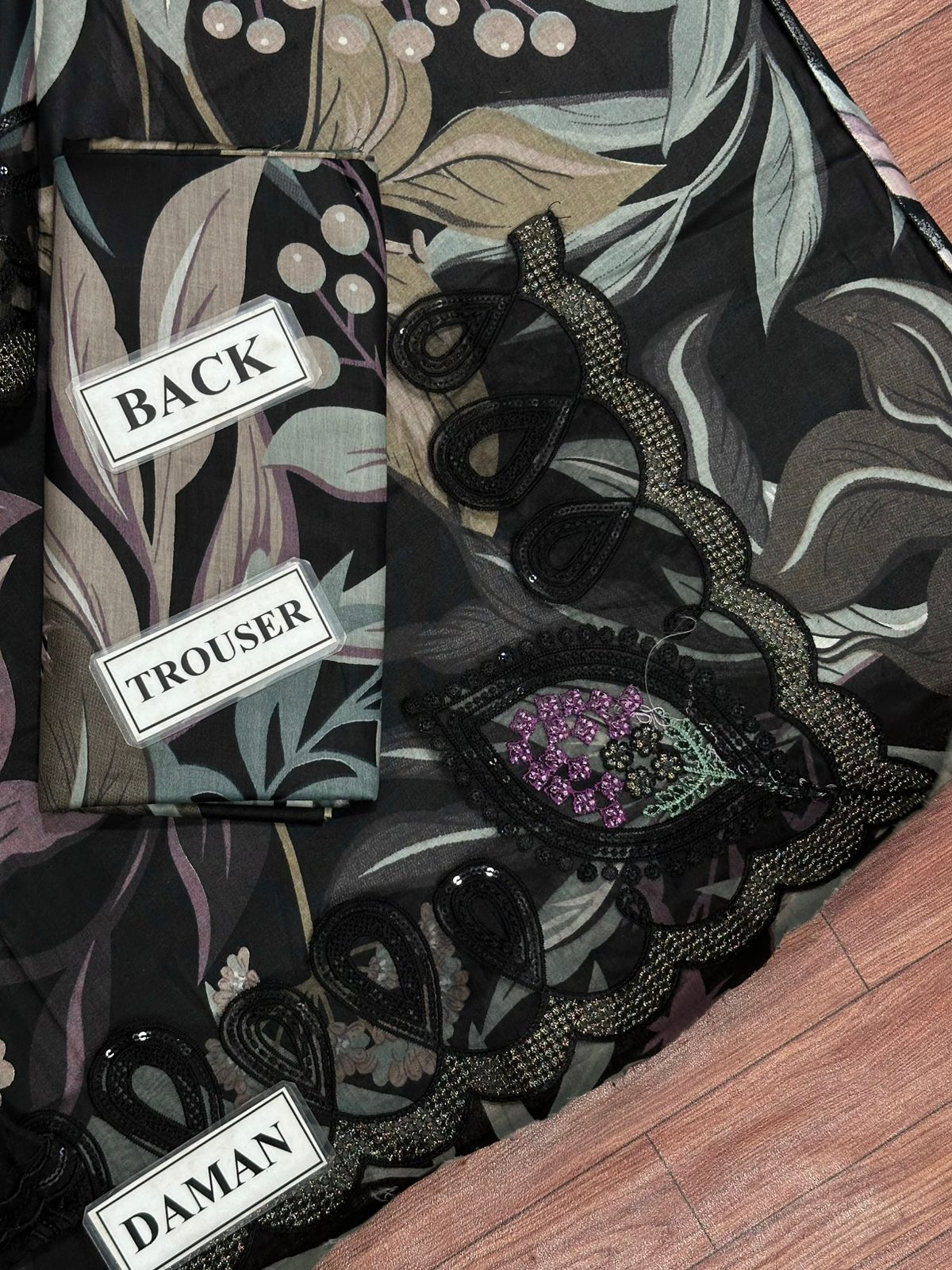 BRAND….BAROQUE Unstitch