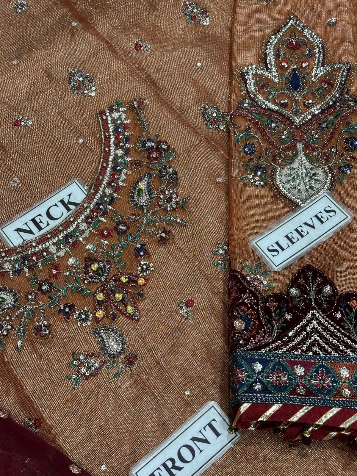 BRAND…BAROQUE Unstitch