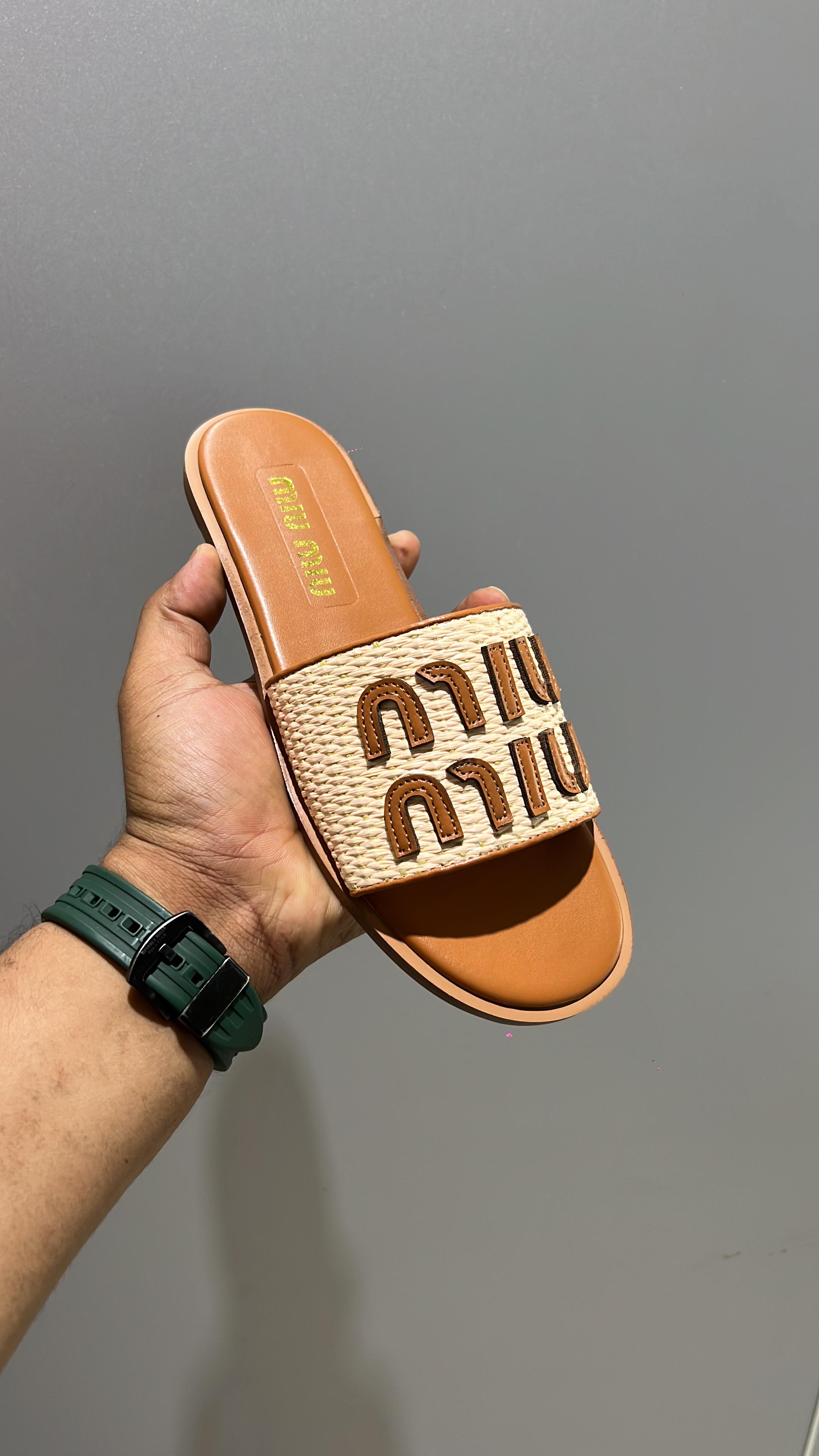 MIU MIU Female slipper