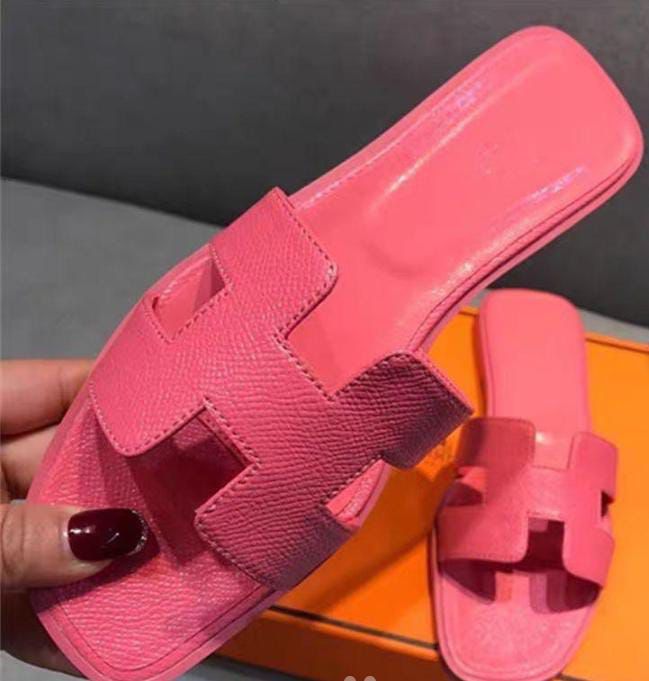 Hermes Female slipper